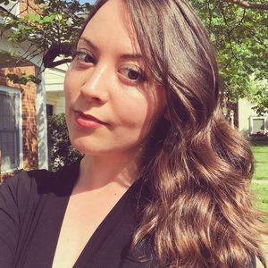 Meet your Posher, Livia
